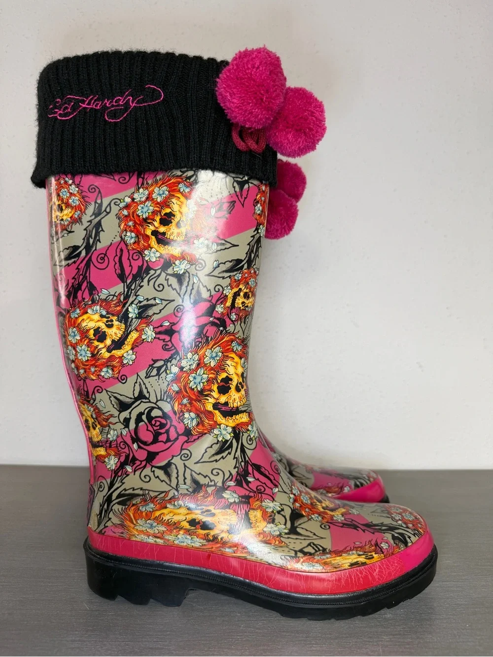 Rare Vintage Ed Hardy Womens Skull & Rose Print Rain Snow Boots Sz 6 Winter